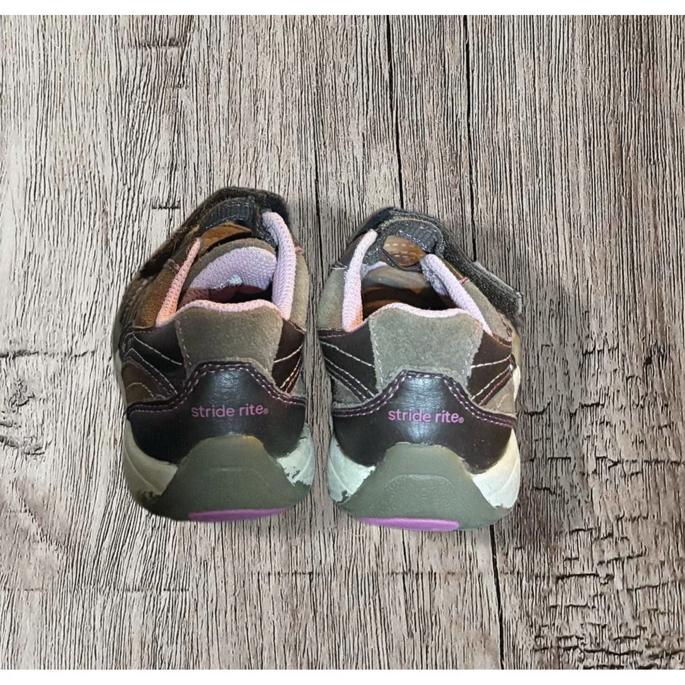 Kids Girls Stride Rite Fleet Gray Pink Machine Washable Size 9W Shoes